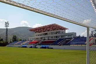 Westtribüne des Tengis-Burdschanadse-Stadions (2013)