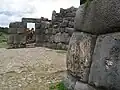 Das Tor von Sacsayhuamán und Zyklopenmauerwerk