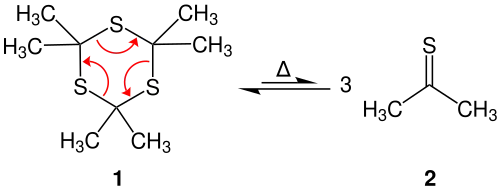 Synthese von Thioaceton durch Cracken des Trimers