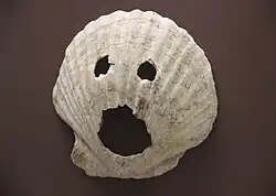 Muschelmaske, ausgegraben bei Tongsam-dong
