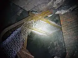 Torpedoschutznetz zweckentfremdet gegen Steinschlag in U-Verlagerung „ZW 8 Lehesten“