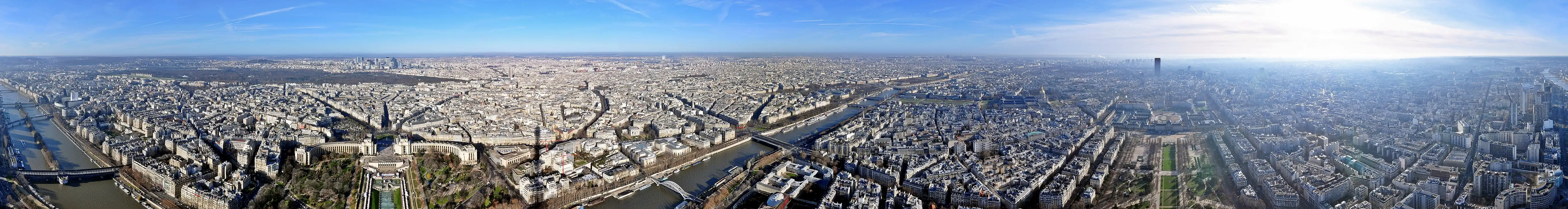 360°-Panoramablick auf Paris von der obersten Aussichtsplattform