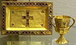 Kelch und Patene aus dem Schatz von Gourdon, 6. Jh.