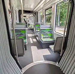 Fahrgastraum im Mittelteil eines 46T