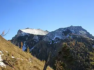 Trenchtlingstock und Leobner Mauer (rechts) von Westen