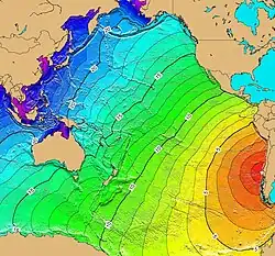 Zeitliche Ausbreitung (Linien­abstand entspricht 1h) des Tsunamis über den Pazifik