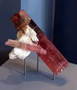 Elbait, Varietät Rubellit