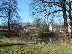 Turmhügel Altes Schloss, heutige Ansicht des Geländes