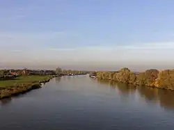 Fluss de Maas zwischen Gennep und Oeffelt