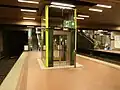 Aufzug auf der Bahnsteigebene