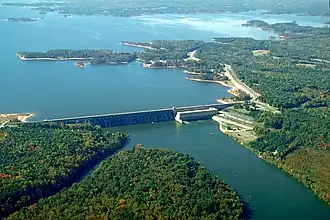 John H. Kerr Dam (dt. ‚John-H.-Kerr-Damm‘), Virginia