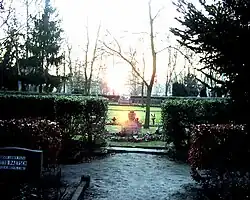 Urnengemeinschaftsanlage auf dem Friedhof Weißensee