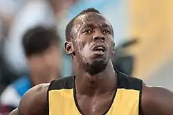 Der klare Favorit Usain Bolt, der in den letzten drei Jahren den Sprint dominiert hatte, schied nach Fehlstart aus, gewann aber noch Gold über 200 Meter und 4 × 100 Meter