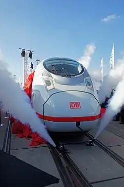 Ers­te öf­fent­li­che Prä­sen­ta­tion