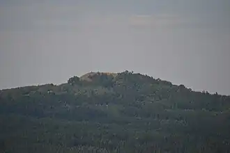 Der Velký Špičák vom Mědník gesehen