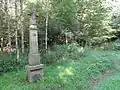 Wegkreuz im Wald (Bois du Basseret)