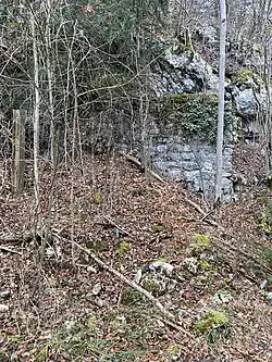 Verschüttetes südliches Tunnelportal Richtung Scharfling im Januar 2025