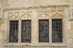 Vier gekoppelte Fenster