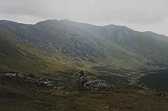Blick zum Creag Leacach vom nördlich gelegenen Meall Odhar, einem Vorgipfel des Glas Maol