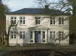 Heidgrabener Str. 1 (Langes Tannen), das Müllerwohnhaus, Baujahr ca. 1806