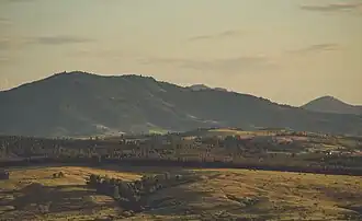 Blick auf den Ninhue-Hügel