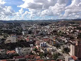 Blick auf Teófilo Otoni