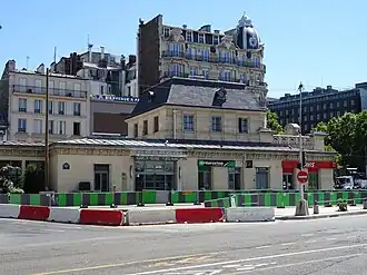 Empfangsgebäude (2017)