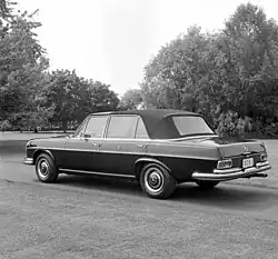 Mercedes-Benz 300 SEL (W 109) Landaulet für Papst Paul VI.