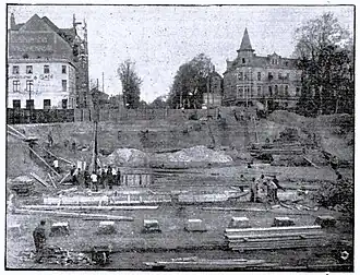 Gründungsarbeiten für die erste Bahnhofsbrücke, Mai 1905