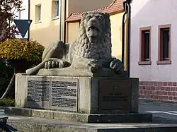 Kriegerdenkmal 1914/18, geschaffen von Ludwig Kern