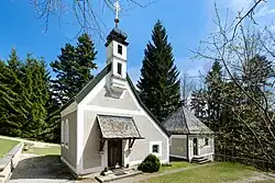 Kapelle und Klause, Frontansicht