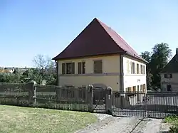 Kleines Walmdachhaus am Mühlberg 3