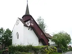 Kirche von Osten mit gedeckter Turmtreppe