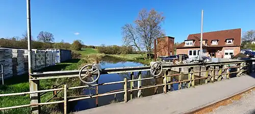 Wehr und Mühlenteich der Hobbersdorfer Mühle