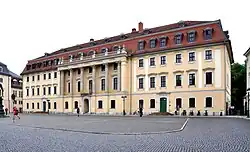 Säulenvorbau am Fürstenhaus in Weimar