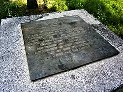 Erinnerungsplatte zur Lenné-Eiche