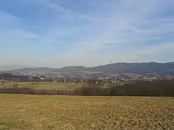 Nördliche Weschnitzpluton-Hügel (Richtung Fürth) mit nordöstlich abgrenzender Trommgranit-Kette (Großes Köpfchen – Wagenberg)