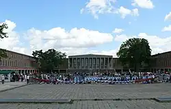 Jahnplatz mit Trainingsbecken