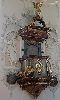 Kanzel der St.-Georgs-Kirche in Westendorf