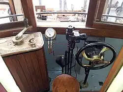 Der Steuerraum des Liftes