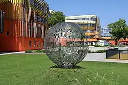 Denkmal für die vom NS-Regime verfolgten Angehörigen der Hochschule für Welthandel