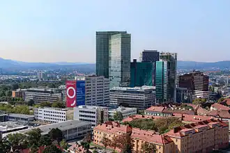 Twin Tower und umgebende Wienerberg City