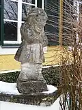 Barockfigur vor dem Eingang