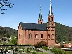 Doppeltürmige Kirche