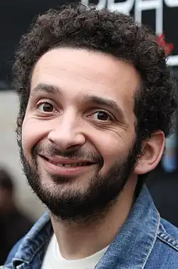 Jeanne Balibar und William Lebghil spielen Ninos Mutter und seinen besten Freund