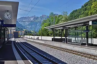 Bahnhof nach Umbau zur S-Bahn-Endstation mit Blick zum Rotsandnollen