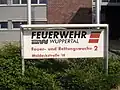 Logo auf der Infotafel der Rettungs- und Feuerwache 2