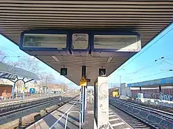 Entkernte Anzeiger von Gleis 2/3 (2022)