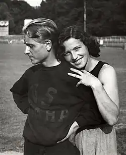 Veronika Kohlbach (rechts) – Rang dreizehn mit 34,00 m