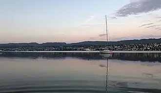 Blick auf die Albiskette, vorne der Zimmerberg